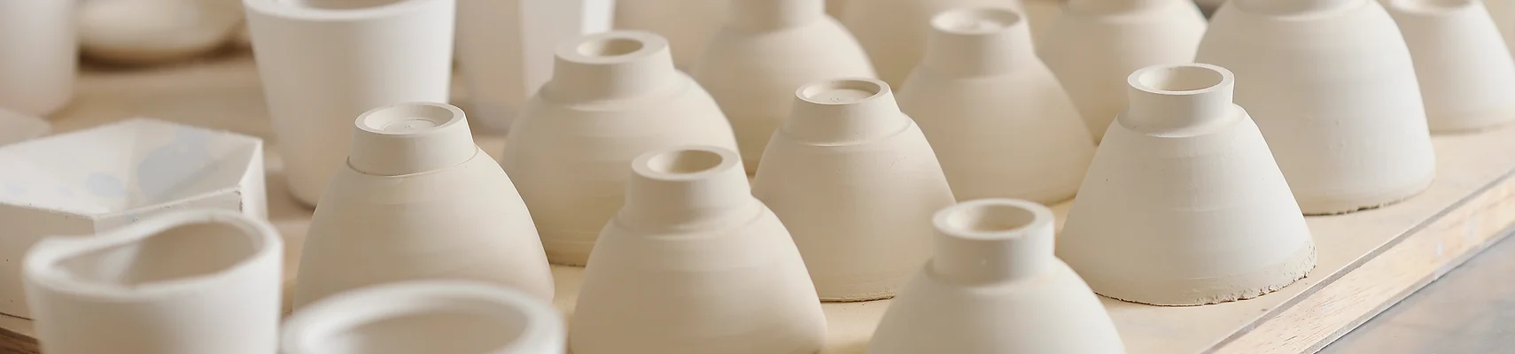 Contenants en céramique artisanale blanche durables et recyclables pour bougies